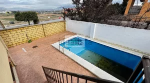 Chalet de 4 dormitorios en Belicena