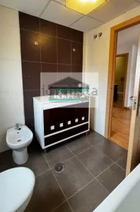 Chalet de 4 dormitorios en Belicena