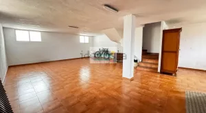 Chalet de 4 dormitorios en Belicena