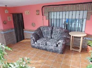Casa de 4 dormitorios con piscina en Pulianas