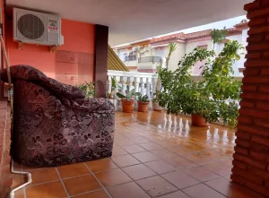 Casa de 4 dormitorios con piscina en Pulianas