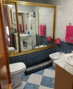 Casa de 4 dormitorios con piscina en Pulianas