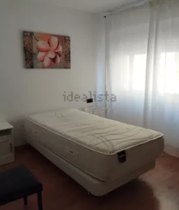 Piso reformado para estudiantes en Granada