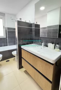 Piso de alquiler con garaje en Armilla