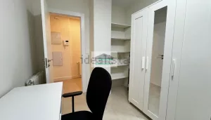 Piso reformado con 4 dormitorios en el centro