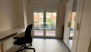 Piso reformado con 4 dormitorios en el centro