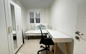 Piso reformado con 4 dormitorios en el centro