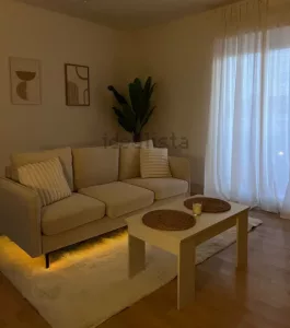 Ático de 2 dormitorios con terraza en Cúllar Vega