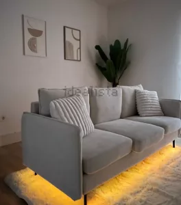 Ático de 2 dormitorios con terraza en Cúllar Vega