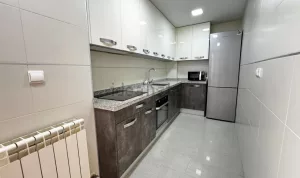Apartamento reformado de 2 dormitorios en La Zubia