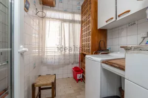 Piso VPO con 4 dormitorios en El Zaidín