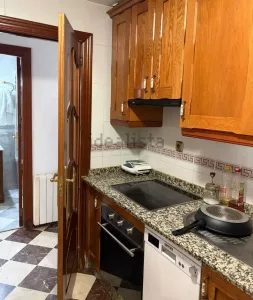 Piso de 2 dormitorios en Cenes de la Vega