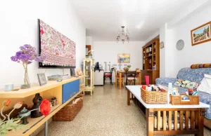 Piso de 3 dormitorios en venta en El Zaidín