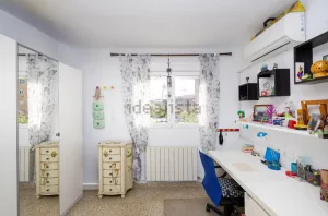 Piso de 3 dormitorios en venta en El Zaidín