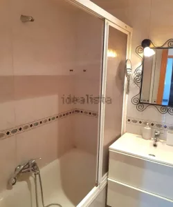 Piso de 3 dormitorios con garaje en La Zubia