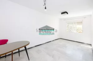 Piso de 3 dormitorios con patio en Armilla