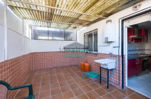 Piso de 3 dormitorios con patio en Armilla