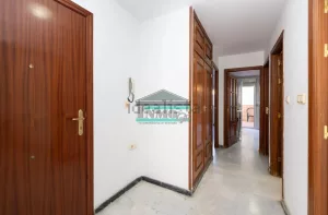 Piso de 3 dormitorios con patio en Armilla