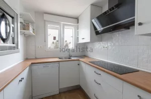 Chalet en venta de 3 dormitorios en Las Gabias