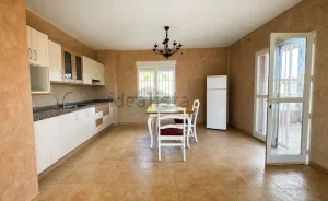 Casa con piscina en venta en Lachar