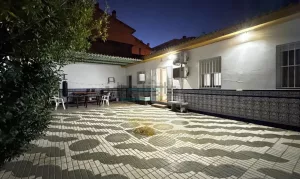 Casa de 4 dormitorios en Albolote