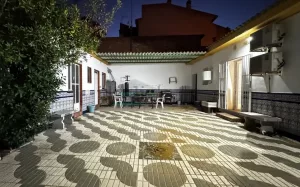 Casa de 4 dormitorios en Albolote