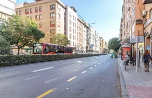 Piso de 3 dormitorios en calle Arabial
