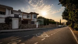 Casa con garaje de 3 dormitorios en Albolote