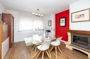 Casa de 3 dormitorios reformada en el PTS