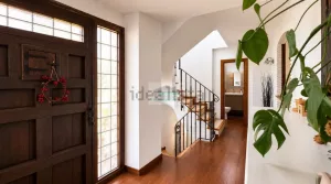 Chalet de 5 dormitorios con garaje en Albolote
