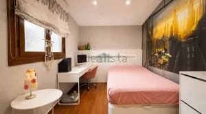Chalet de 5 dormitorios con garaje en Albolote