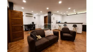 Chalet de 5 dormitorios con garaje en Albolote