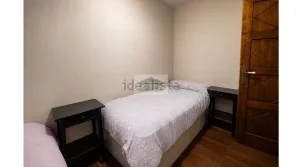 Chalet de 5 dormitorios con garaje en Albolote