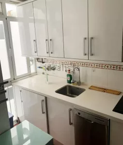 Piso en venta de 3 dormitorios en Gran Vía