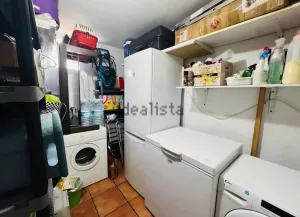 Casa de 4 dormitorios con patio y garaje
