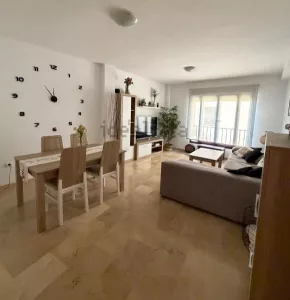 Dúplex de 3 dormitorios en el barrio de Monachil