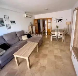 Dúplex de 3 dormitorios en el barrio de Monachil