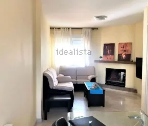Casa de 3 dormitorios y garaje en Cajar