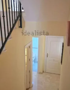 Casa de 3 dormitorios y garaje en Cajar