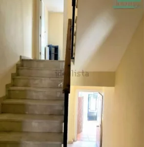 Casa de 3 dormitorios y garaje en Cajar