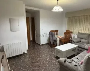 Piso de 2 dormitorios con garaje en Armilla