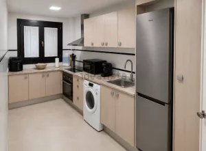 Piso reformado de 2 dormitorios en La Zubia