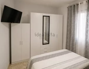 Piso reformado de 2 dormitorios en La Zubia