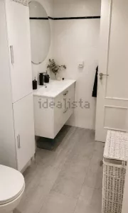 Piso reformado de 2 dormitorios en La Zubia