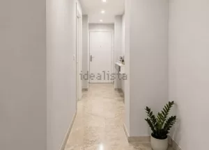 Piso reformado de 2 dormitorios en La Zubia