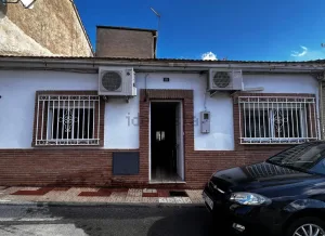 Casa de 3 dormitorios en Maracena