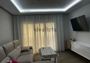 Piso reformado de 3 dormitorios y garaje en Maracena