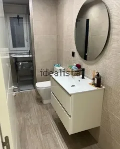 Piso reformado de 3 dormitorios y garaje en Maracena