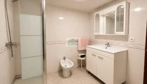 Casa de 4 dormitorios en venta en Deifontes