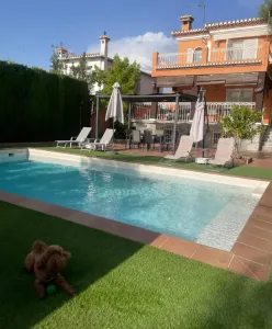 Chalet de 4 dormitorios con piscina en Monachil